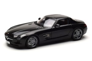 B66960042  Mercedes SLS AMG Obsidian Black Metallic Minichamps 1/18