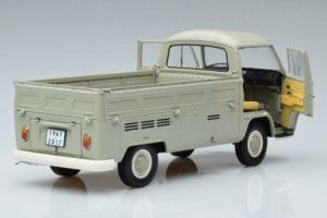 450019800  VW Volkswagen T2a Pickup 50th Anniversary Edition Schuco 1/18 2