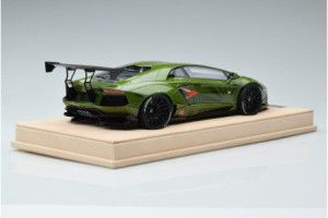 Lamborghini Aventador Liberty Walk Army Green LBWK 1/18 2