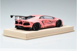 Lamborghini Aventador Liberty Walk Gloss Pink LBWK 1/18 2
