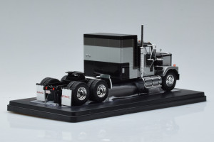 TR117  GMC General Silver Black IXO 1/43 2
