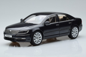 08831MBK  VW Volkswagen Phaeton V6 Mazeppa Gray Kyosho 1/18