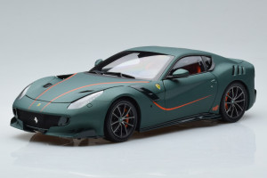 BBR182105DIE  Ferrari F12 TDF Verde Opaco BBR 1/18