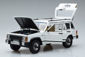 Jeep Cherokee XJ White 1/18 2